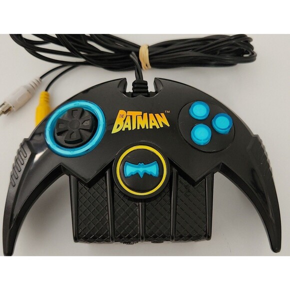Jakks Pacific The Batman Console 🎮 Plug and Play TV Games System - 2004 - Picture 2 of 3